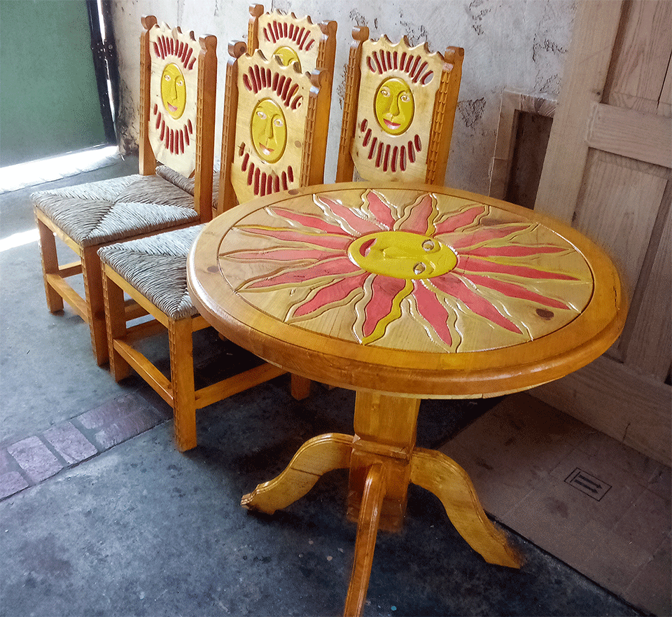 El-Sol-feliz-dining-table-2