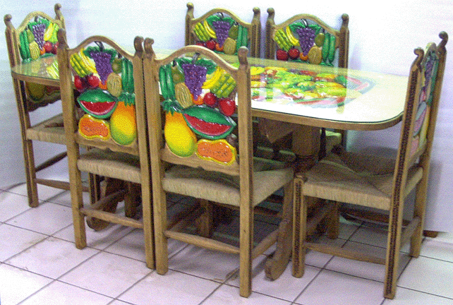 frutas dining table